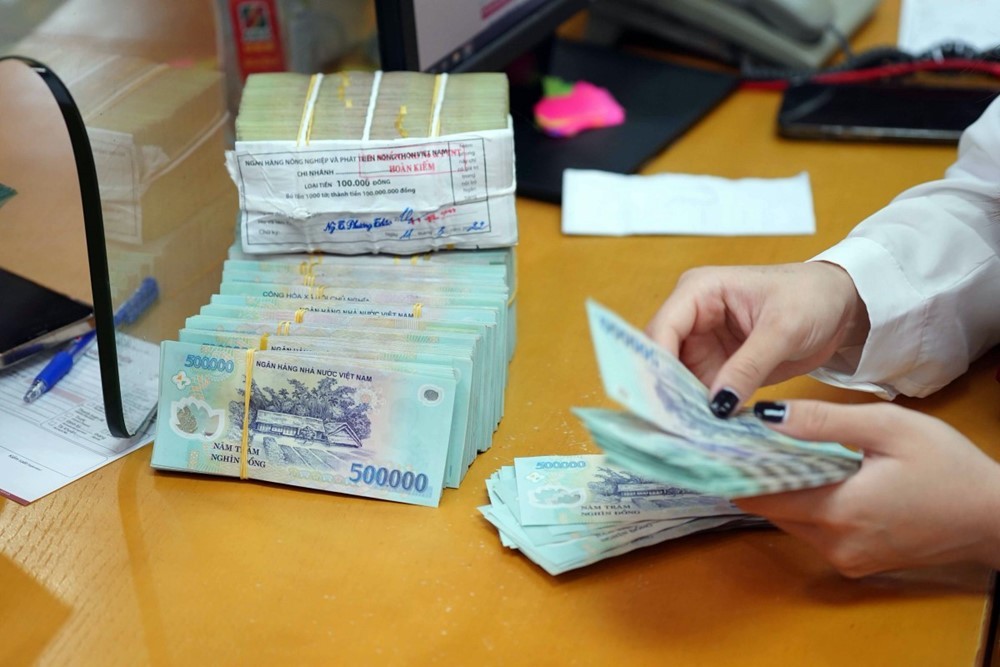 Một “ông lớn” ngân hàng tăng lãi suất huy động sau kỳ nghỉ lễ