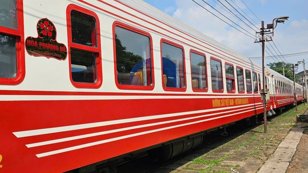 Ngành đường sắt sắp vận hành 20 toa hạng sang tuyến Hà Nội - Hải Phòng