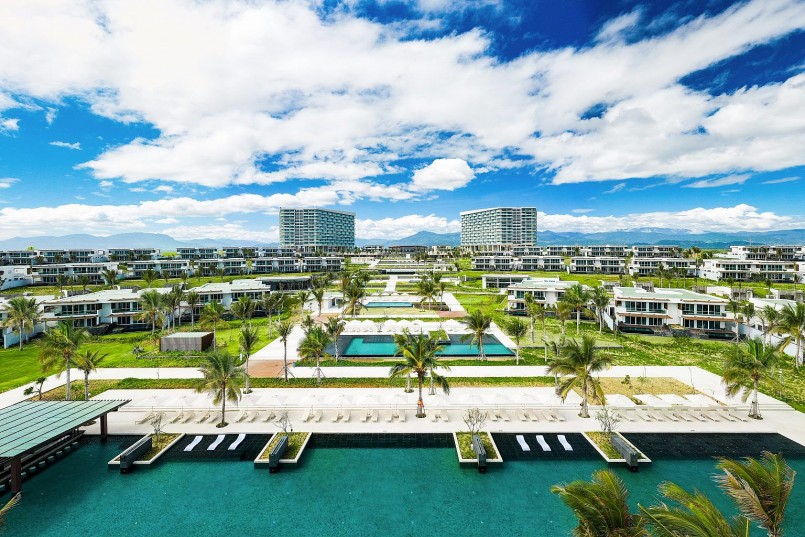 Du lịch Việt Nam vươn tầm: 10 khách sạn, resort lọt vào danh sách 