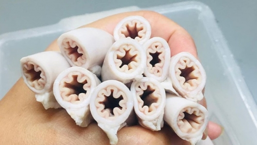 TP HCM thanh tra "lòng se điếu" giữa nghi vấn hàng giả, hàng bẩn