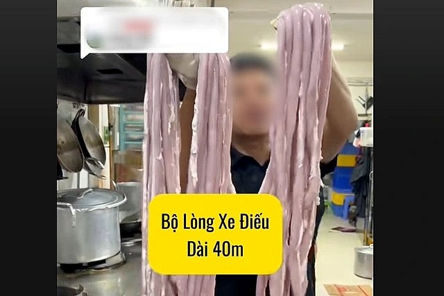 Hà Nội kiểm tra, truy xuất nguồn gốc cơ sở khoe cỗ lòng xe điếu dài 40m