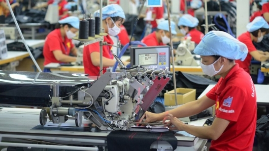 Thủ tướng yêu cầu chấn chỉnh kỷ cương, tạo môi trường kinh doanh thuận lợi cho doanh nghiệp