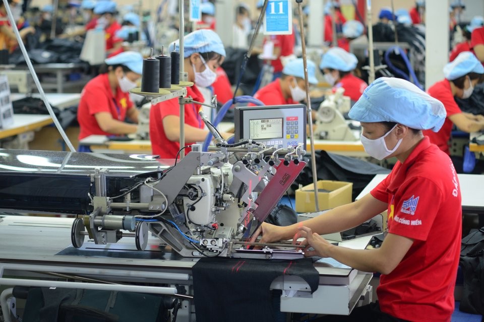 Thủ tướng yêu cầu chấn chỉnh kỷ cương, tạo môi trường kinh doanh thuận lợi cho doanh nghiệp