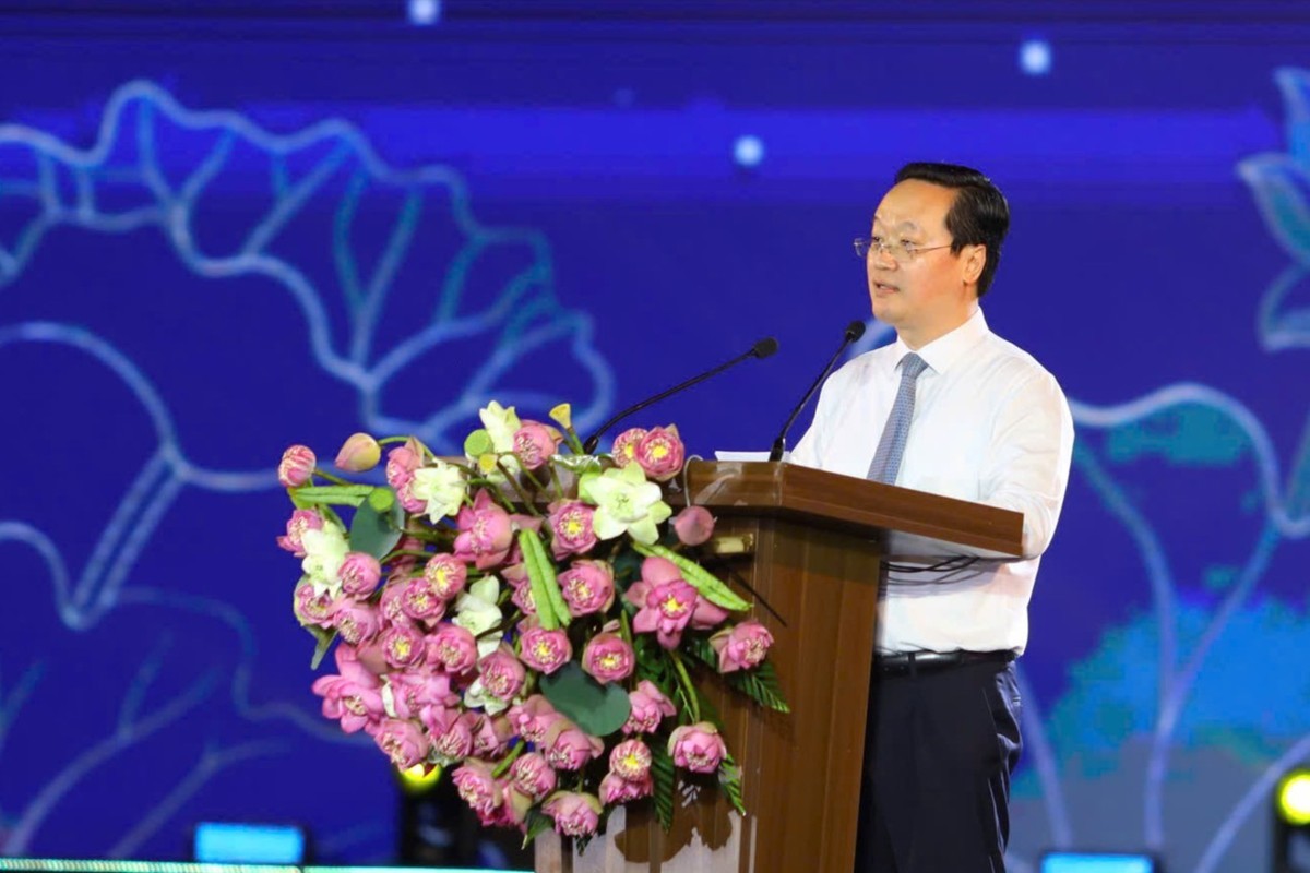 Đồng chí Nguyễn Đức Trung - Bí thư Tỉnh ủy Nghệ An phát biểu khai mạc. Ảnh: Thành Cường