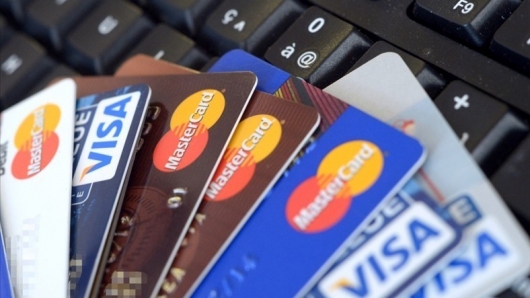 Từ ngày 1/7, thẻ ATM dải từ bị “khai tử” trên toàn quốc
