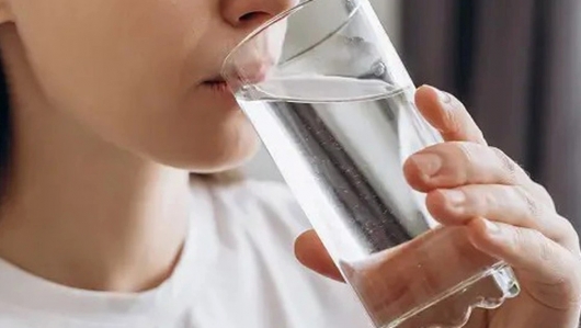 Cách tăng sự tỉnh táo mà không cần cà phê
