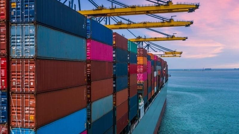 Tự chuyển mình để thích nghi: Giải pháp căn cơ cho xuất khẩu việt nam