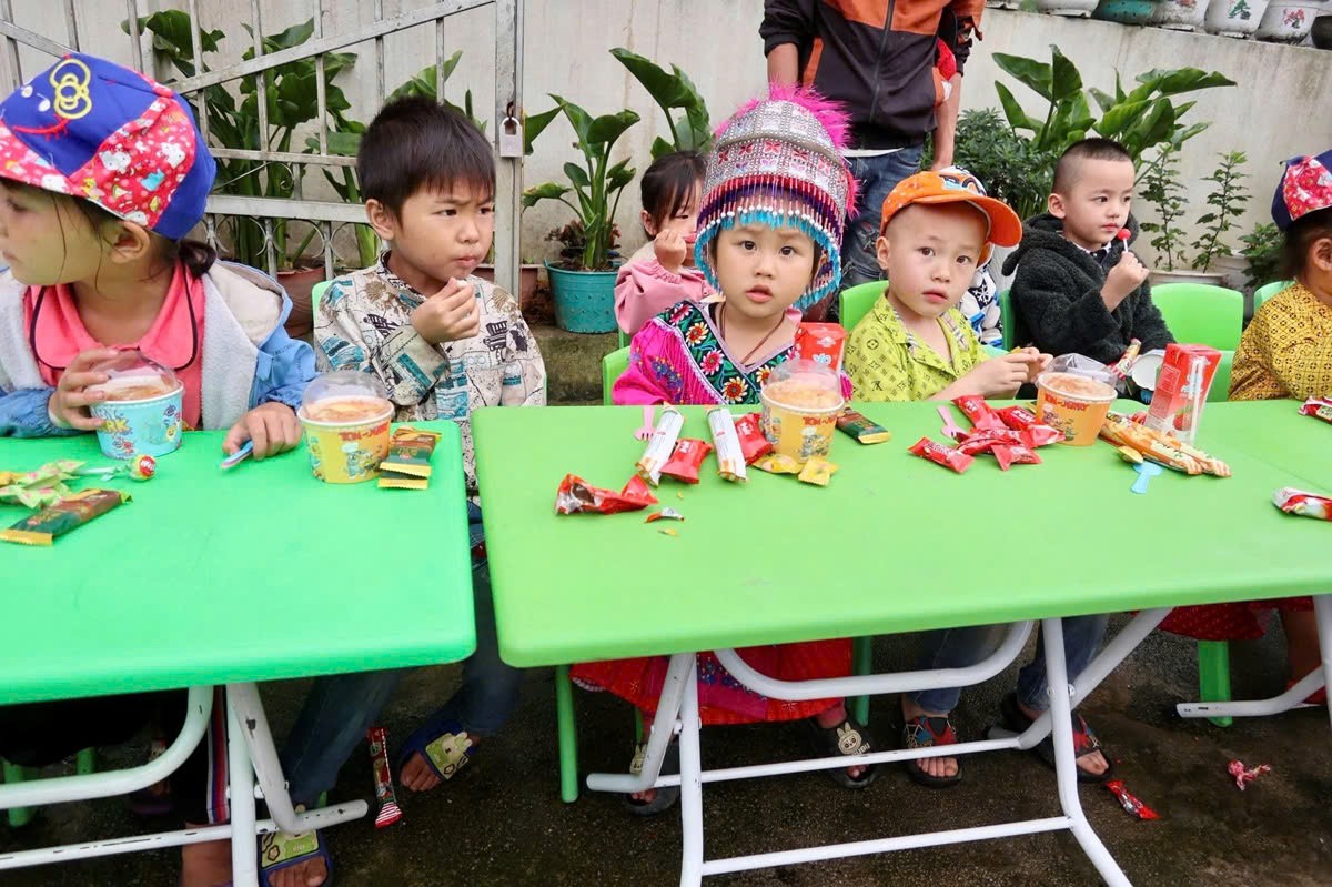 Gieo yêu thương nơi đá núi nở hoa