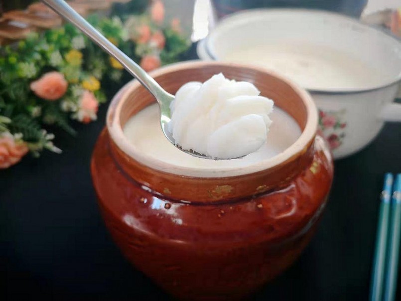Mỡ lợn mang đến một hương vị tự nhiên, đậm đà mà dầu thực vật khó có thể thay thế.