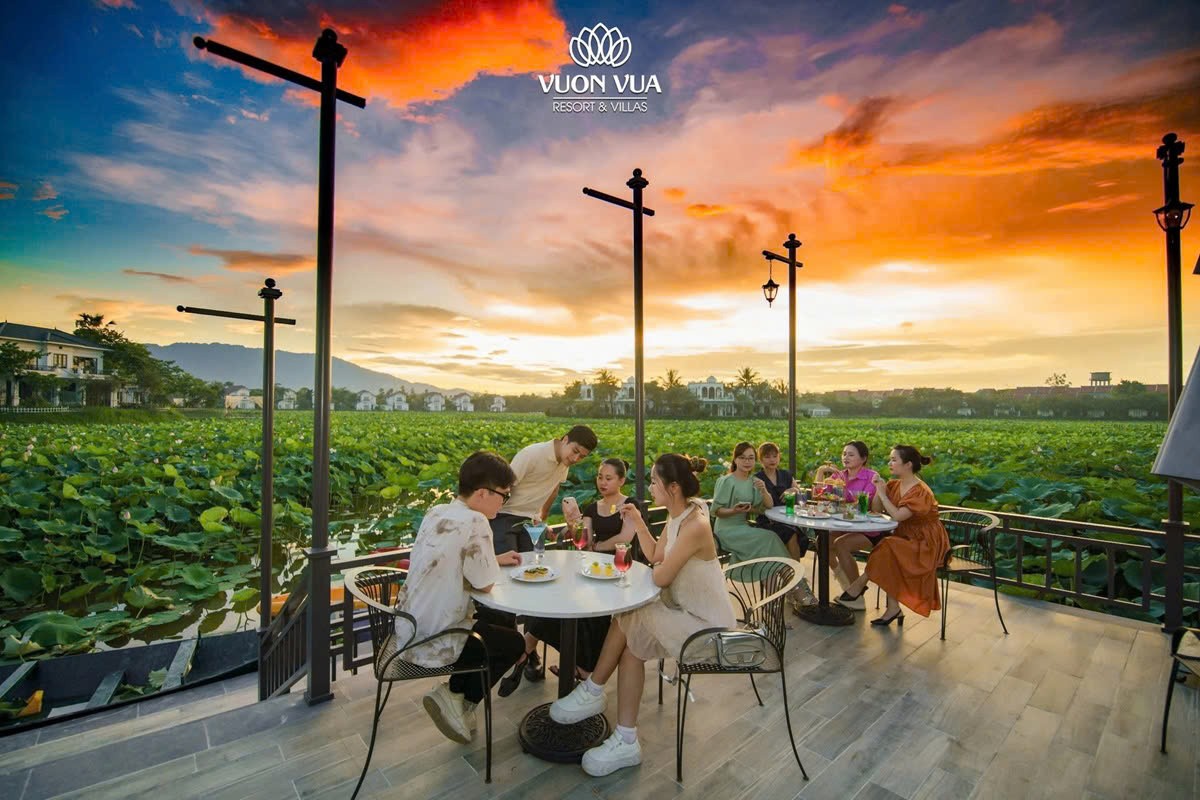 Vườn Vua Resort & Villas – Thức giấc cùng mùa sen thanh khiết nơi trung du Phú Thọ