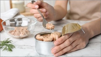 Cá ngừ đóng hộp sụt giảm mạnh, cảnh báo nguy cơ kéo lùi toàn ngành