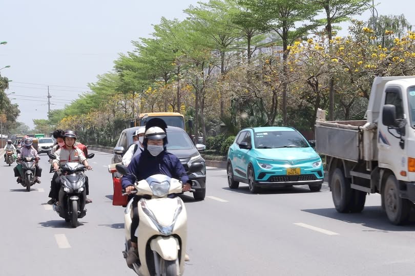 Miền Bắc bước vào đỉnh điểm nắng nóng, có nơi trên 38°C
