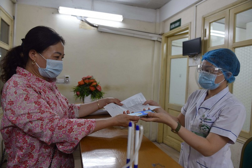 Từ ngày 1/7, Luật sửa đổi, bổ sung một số điều của Luật Bảo hiểm y tế (BHYT) chính thức có hiệu lực, mở rộng đáng kể quyền lợi cho người tham gia.