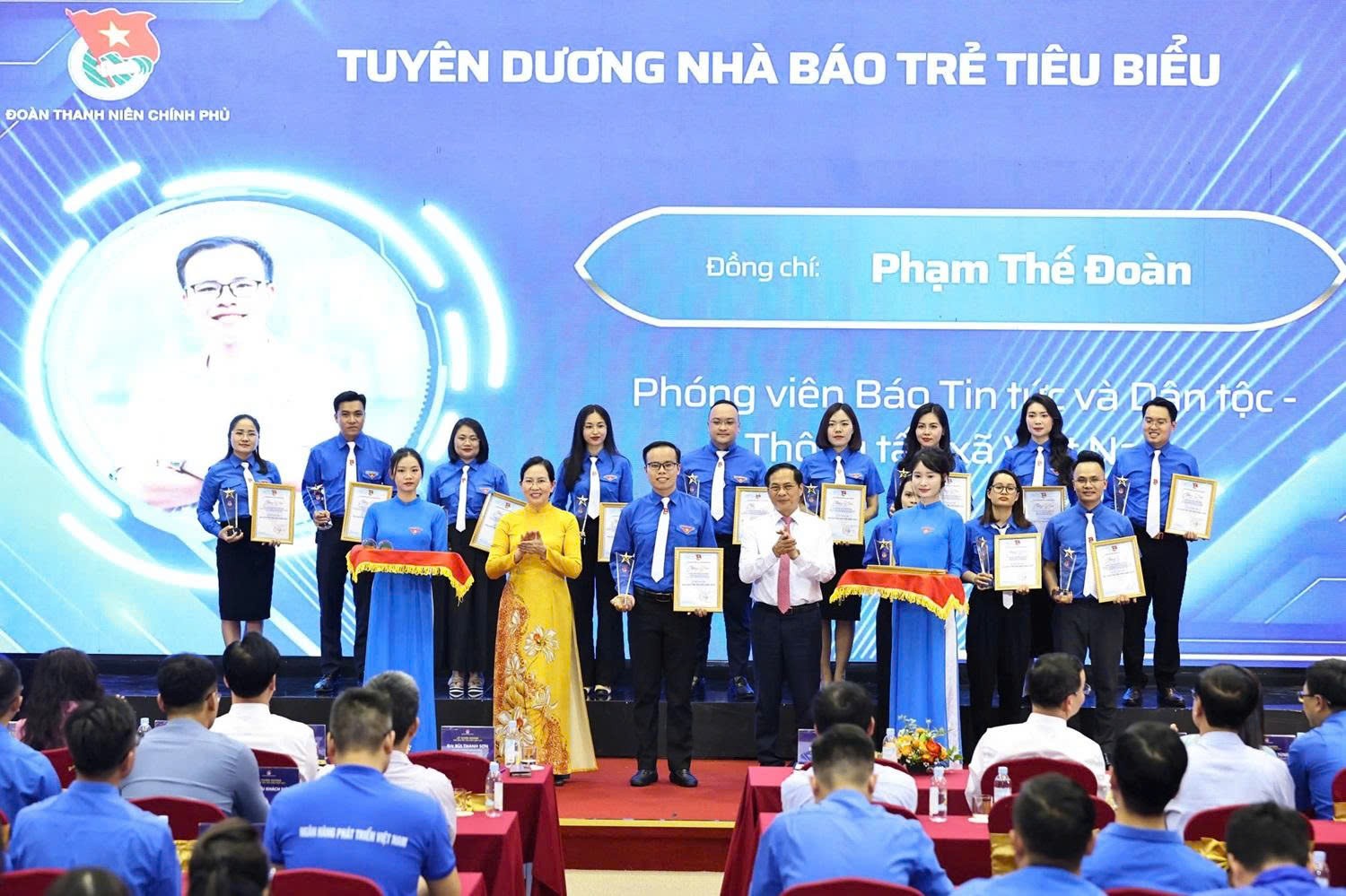 Phóng viên trẻ và hành trình dấn thân vì sự thật