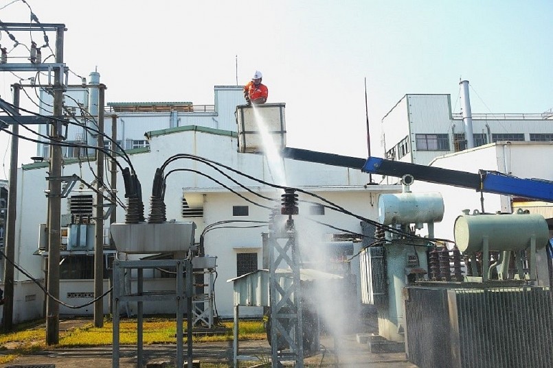 VNNPC bứt tốc mùa nắng nóng: Đảm bảo điện an toàn, vượt kế hoạch sản lượng