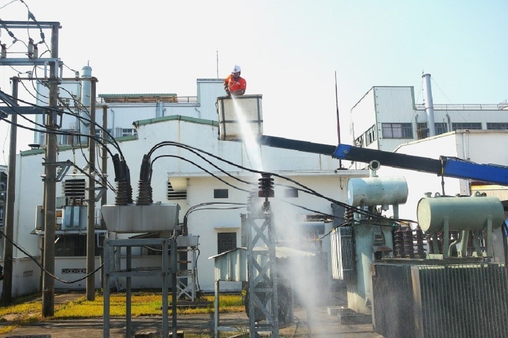 VNNPC bứt tốc mùa nắng nóng: Đảm bảo điện an toàn, vượt kế hoạch sản lượng