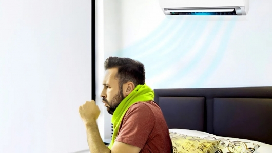 Cách ngủ điều hòa không lo đau họng