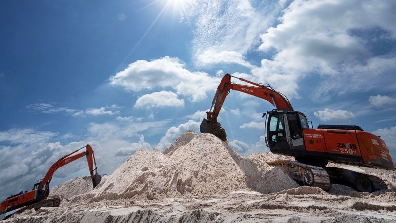 Giá vật liệu xây dựng tăng vọt: Hồi chuông cảnh báo về khai thác tài nguyên tự nhiên