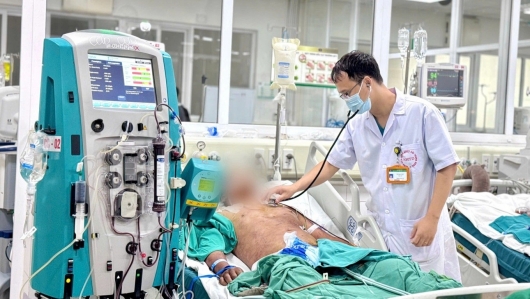 Cảnh báo sốc nhiễm trùng, tử vong sau khi ăn tiết canh