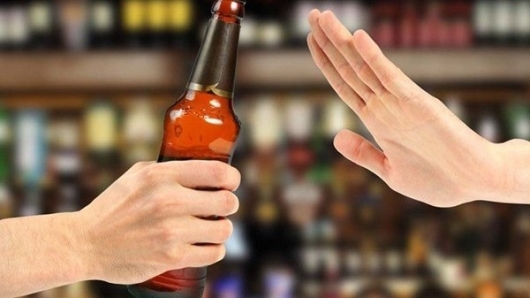 Cơ thể thay đổi thế nào sau khi bạn bỏ rượu?