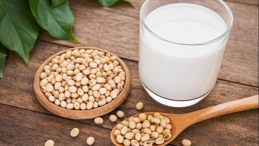 Uống gì để da trẻ, sáng và mịn màng?
