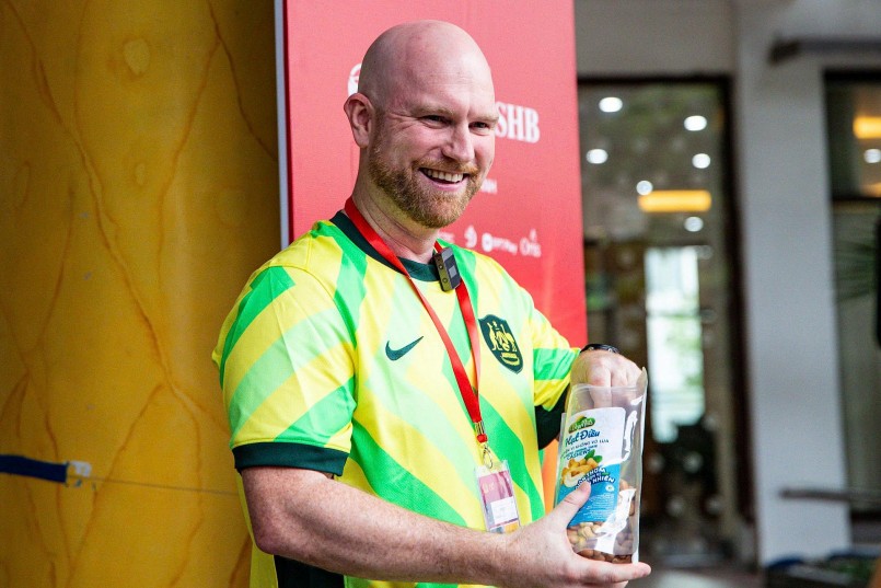 Đại tá Tim Stainton – Trưởng Sỹ quan Liên lạc Cảnh sát Liên bang Australia tại Việt Nam chia sẻ cảm nghĩ về sản phẩm.