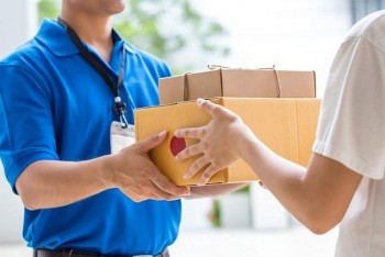 Từ 1/8, tự động thu thuế VAT với hàng nhập khẩu dưới 1 triệu đồng qua chuyển phát nhanh