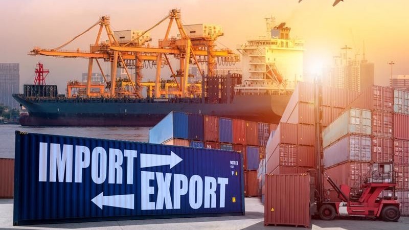 Tỷ giá USD/VND tăng mạnh: Doanh nghiệp Việt Nam gồng mình ứng phó