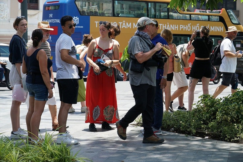 Tour mới đồng loạt ra mắt: Du lịch cuối năm sôi động