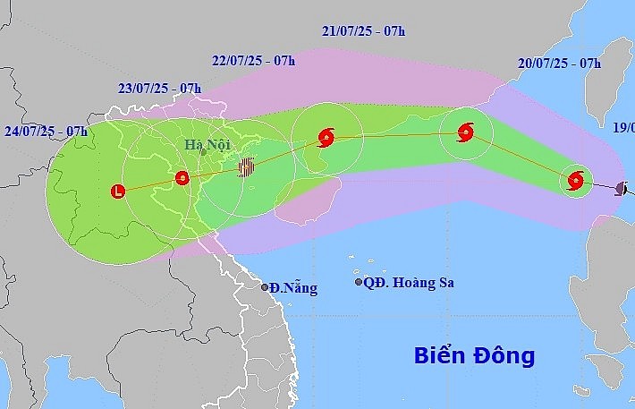 Dự báo hướng đi và vùng ảnh hưởng bão Wipha sáng 19/7. Ảnh: NCHMF