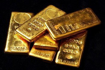 Giá vàng hôm nay đảo chiều giảm nhẹ, chuyên gia vẫn lạc quan về tuần tới