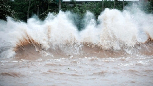 Bão số 3 đổ bộ từ Hưng Yên đến Ninh Bình: Cảnh báo mưa lớn, lốc xoáy và sét giật ở Bắc Bộ