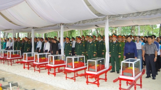 Tỉnh Quảng Trị: Tổ chức Lễ truy điệu và an táng 12 hài cốt liệt sĩ