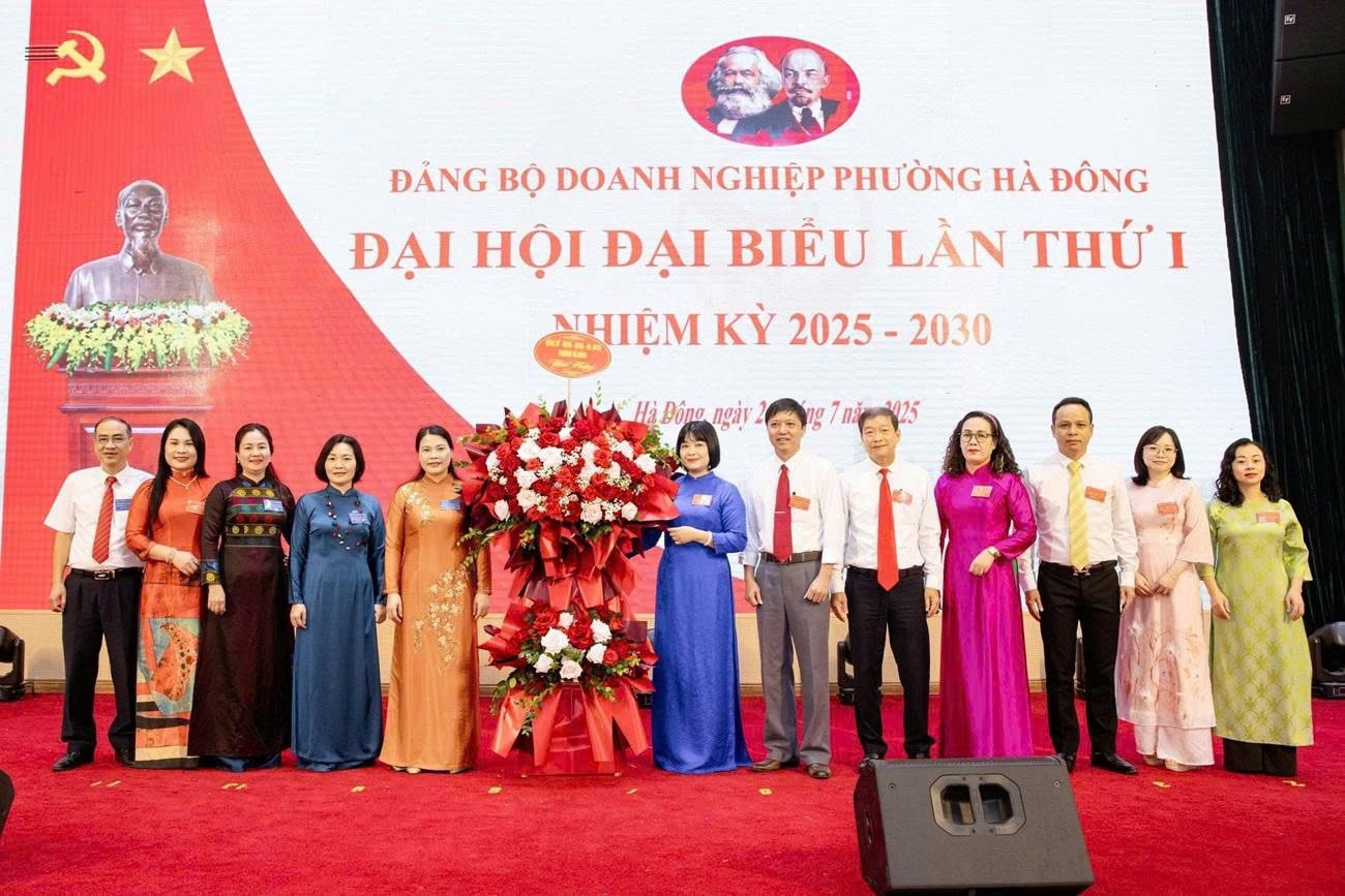 Hà Nội: Đại hội đại biểu Đảng bộ Doanh nghiệp phường Hà Đông lần thứ I thành công tốt đẹp