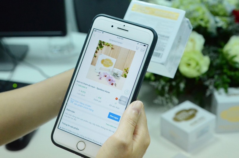 Cẩn thận hàng giả, hàng nhái: Bỏ tiền thật, mua đồ giả
