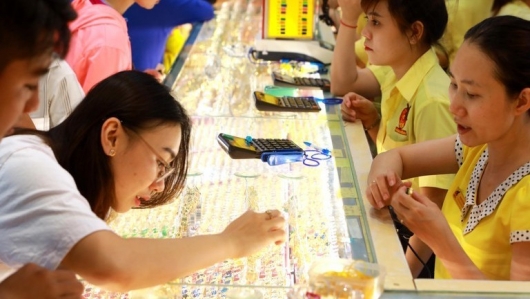 Nhu cầu vàng ASEAN tăng vọt, vì sao Việt Nam đi ngược dòng?