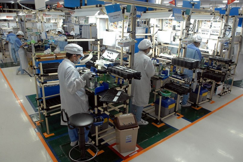 Sản phẩm công nghệ Việt: Gỡ rào cản để vươn ra thế giới