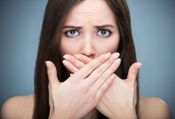 Hôi miệng dai dẳng: Tín hiệu bệnh lý và giải pháp điều trị liên chuyên khoa