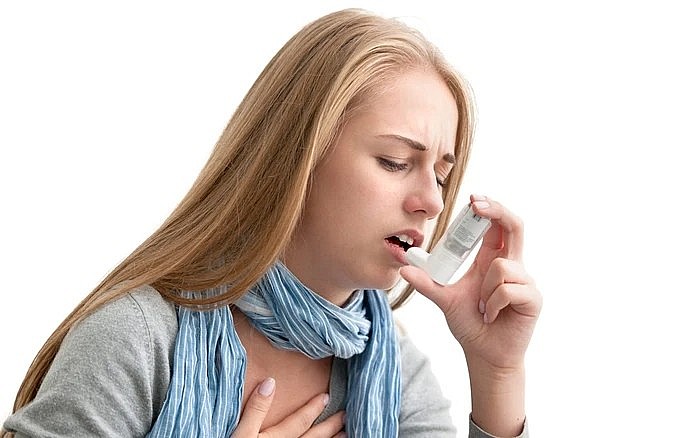 Một số loại thực phẩm phổ biến như đồ chiên rán, thực phẩm chứa phụ gia có thể kích hoạt cơn hen ở người nhạy cảm.