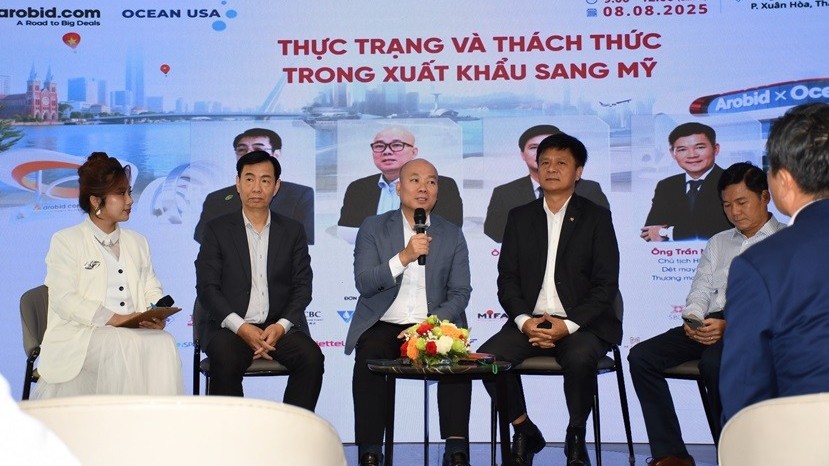 Hàng Việt tăng tốc số hóa để rộng đường xuất khẩu sang Mỹ sau thuế mới