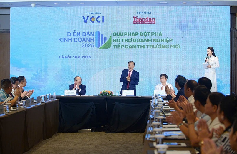 Quang cảnh “Diễn đàn kinh doanh 2025: Giải pháp đột phá hỗ trợ DN tiếp cận thị trường mới”, do Tạp chí Diễn đàn DN, VCCI tổ chức chiều 14/8.