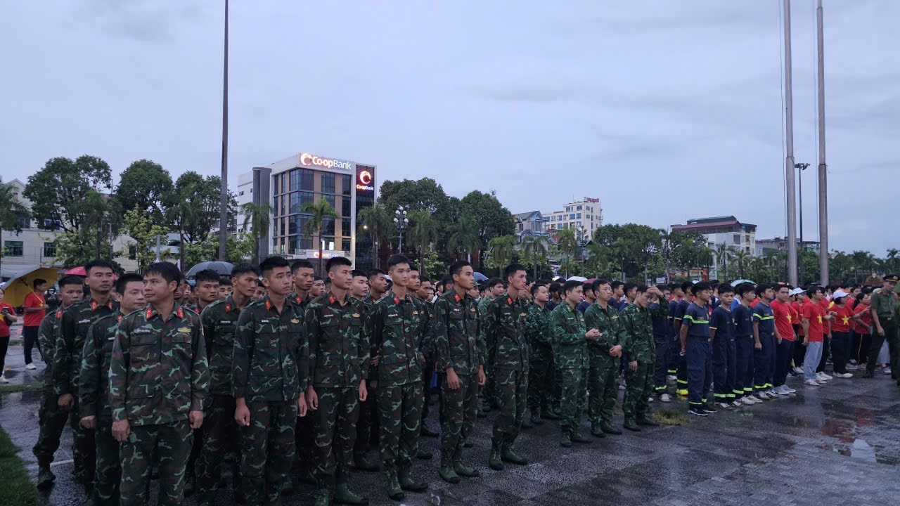 Gần 32 nghìn người ở Thanh Hóa “Cùng Việt Nam tiến bước