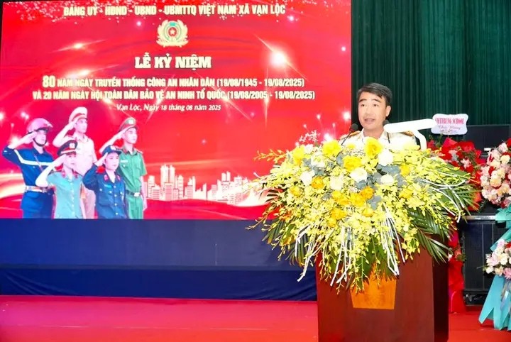 Thanh Hóa: Xã Vạn Lộc trang trọng kỷ niệm 80 năm Ngày thành lập Công an nhân dân, 20 năm Ngày hội Toàn dân bảo vệ an ninh Tổ quốc