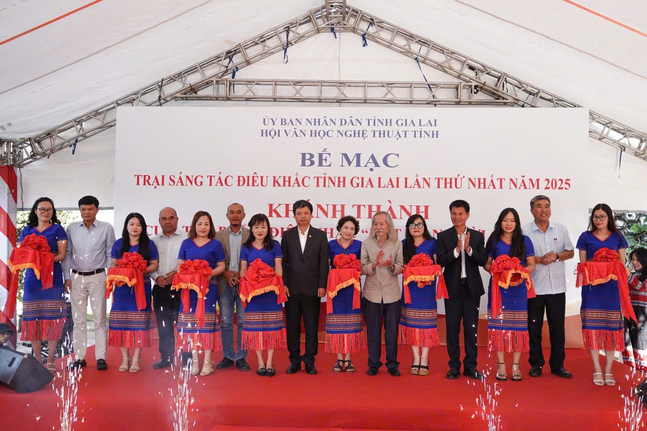 "Đất và người Gia Lai"- Không gian điêu khắc giữa lòng phố núi