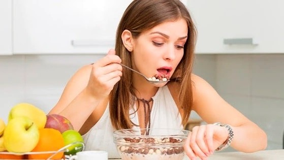 Những sai lầm ăn sáng khiến cơ thể lão hóa nhanh chóng