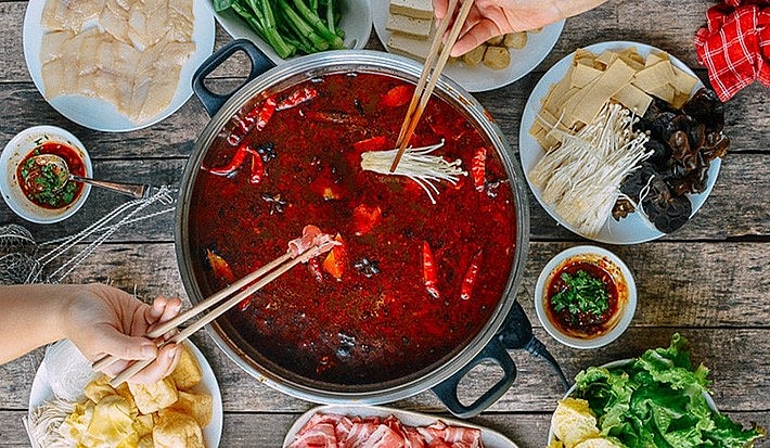 Cảm giác nóng rát ở ngực và cổ họng khi đang cố gắng hít thở sâu trên đường chạy chắc chắn là một trải nghiệm không ai mong muốn.