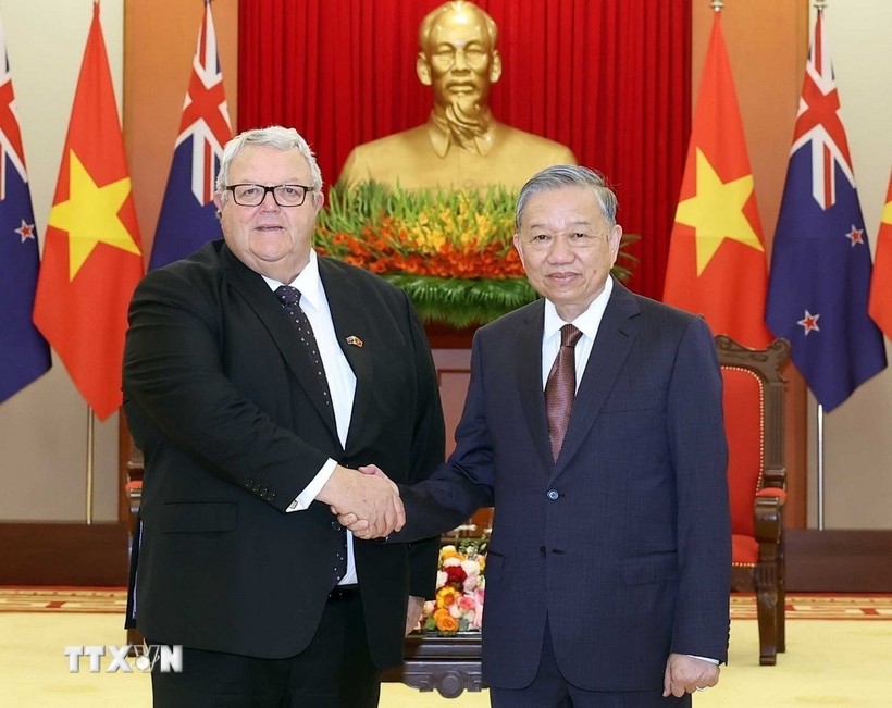 1. Tổng Bí thư Tô Lâm tiếp Chủ tịch Quốc hội Gerry Brownlee, nhấn mạnh nền kinh tế Việt Nam và New Zealand có tính bổ trợ lẫn nhau. Ảnh: TTXVN.