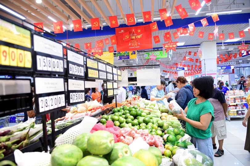 Kích cầu hàng Việt dịp Quốc khánh 2/9: Siêu thị đồng loạt giảm giá