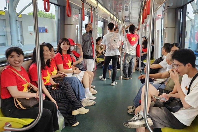 Hướng dẫn đi xem Lễ Diễu binh ngày 2/9 bằng phương tiện công cộng: Gửi xe, đi lại và ra về thuận lợi