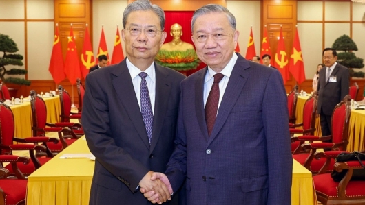 Việt Nam luôn coi việc phát triển quan hệ với Trung Quốc là yêu cầu khách quan, lựa chọn chiến lược, ưu tiên hàng đầu